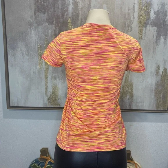 Pair-Combo of a Red Grapic "His Love Never Fails" and an Orange T-shirt - Picture 3 of 5